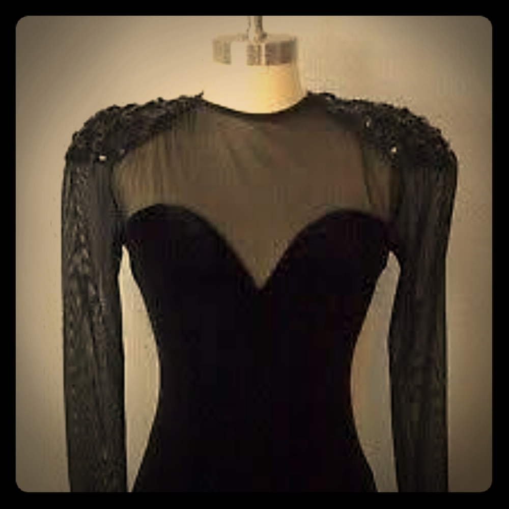 Unforgettable Vintage 90's Velvet Sweetheart Dress